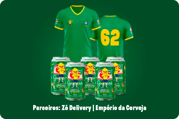 Imagem de cinco latinhas de Guaran&aacute; Ant&aacute;rtica Zero A&ccedil;&uacute;car 350ml e uma camiseta mostrada de frente e de costa com os dizeres abaixo: Parceiros Z&eacute; Delivery e Emp&oacute;rio da Cerveja